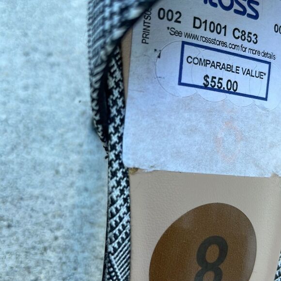 Aldo Black and White Glen Plaid Heels. Size 8. - Picture 15 of 15